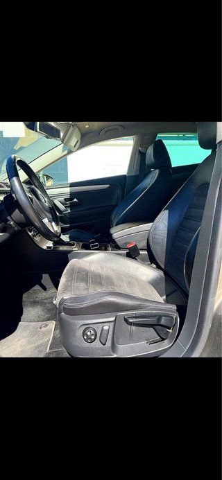 Volkswagen Passat CC 2011
