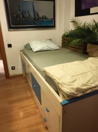 Cama juvenil con cajones