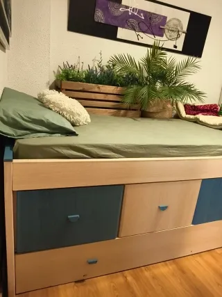 Cama juvenil con cajones