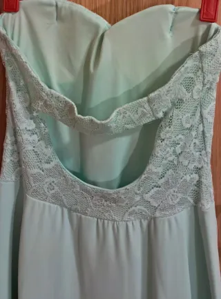Vestido de fiesta corto de encaje