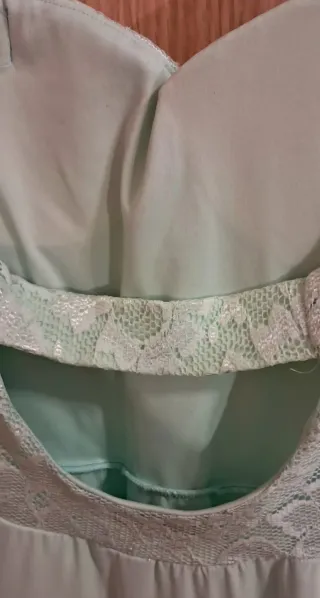 Vestido de fiesta corto de encaje