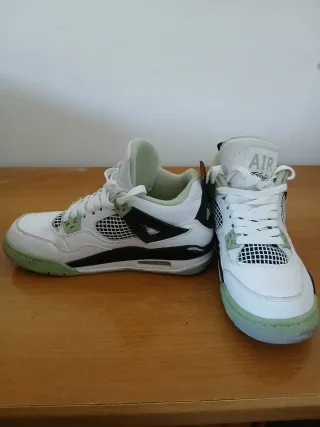 Zapatillas Jordan Air Blancas y Verdes