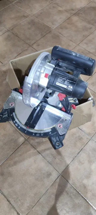 Sierra Ingletadora Profesional