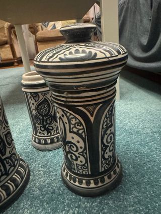 3 Tarros de cerámica de farmacia decorados