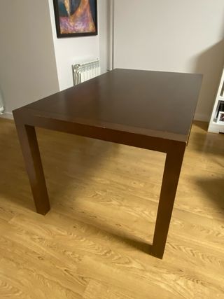 Mesa de comedor extensible de madera