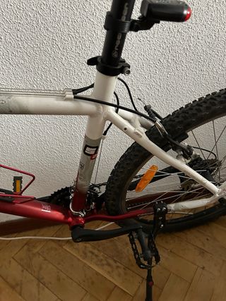 Bicicleta Decathlon Roja