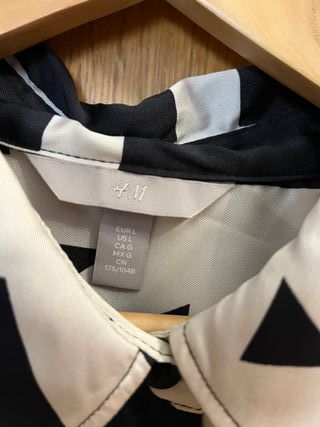 Camisa H&M Estampada Blanco y Negro