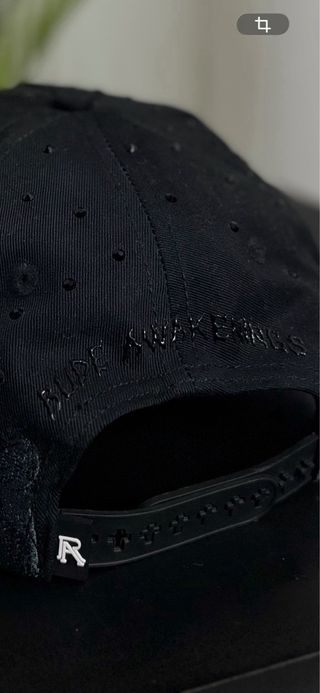 Gorra LA Rude Awakenings Tachuelas Grunge