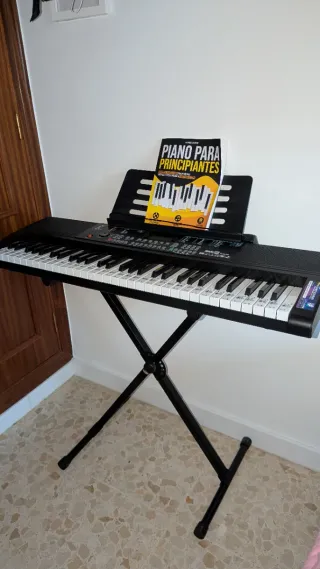 Piano Rockjam 61 Teclas con Soporte