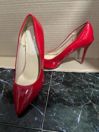 Zapatos de tacón Wenyi rojos