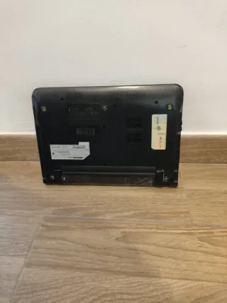 Portátil Medion Akoya E1311 Notebook Pc