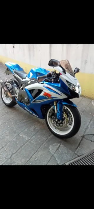 Suzuki GSX-R 600 K8