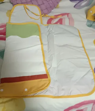 Bolsa maternidad + cambiador portátil + tijeras