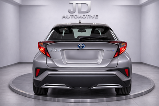 Toyota C-HR 2.0 Hybrid | Dynamic Business