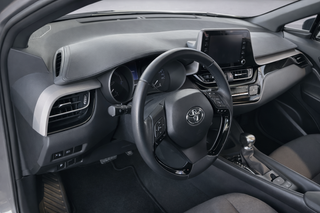 Toyota C-HR 2.0 Hybrid | Dynamic Business