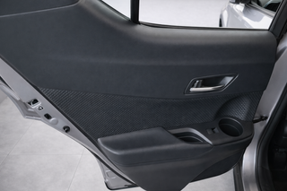 Toyota C-HR 2.0 Hybrid | Dynamic Business