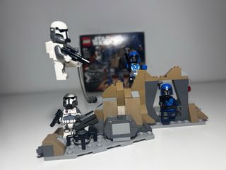 LEGO Star Wars 75373 Ambush on Mandalore