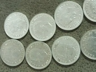 10 monedas de 1 peseta aluminio