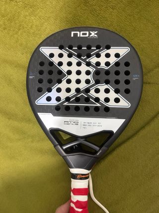 Pádel Nox AT10 Genius 12K Agustin Tapia 2024