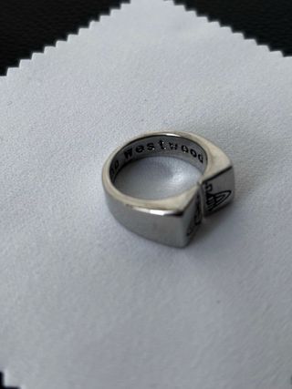 Anillo Vivienne Westwood Acero Inoxidable Ajustabl