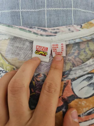 Camiseta Marvel Cómics