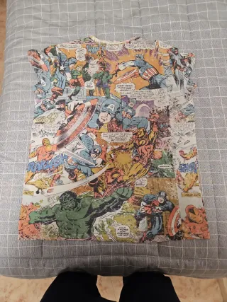 Camiseta Marvel Cómics