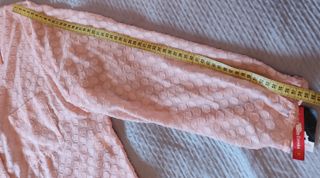 Camisa rosa de mujer