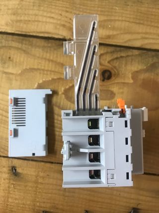 Bloque Vigi C60 25A Curva D 4 Polos 30mA