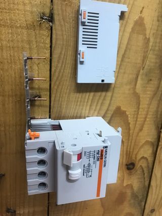 Bloque Vigi C60 25A Curva D 4 Polos 30mA