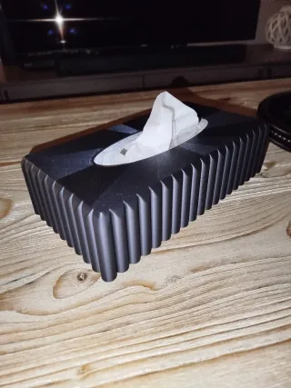 Porta fazzoletti veline/salviette d esign moderno.