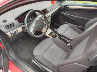 Opel Astra GTC