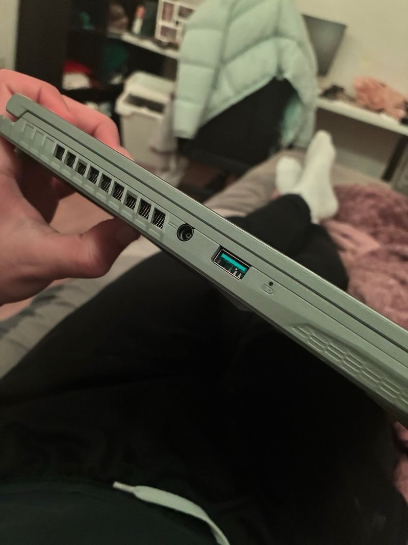 MSI Thin 15 Gaming i5/RTX 3050/16GB RAM/SSD 512GB afbeelding 5