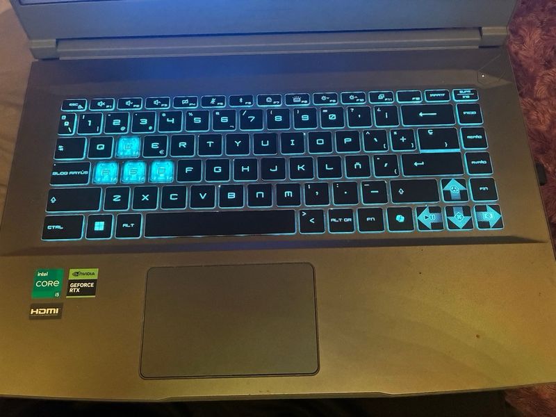 MSI Thin 15 Gaming i5/RTX 3050/16GB RAM/SSD 512GB afbeelding 2