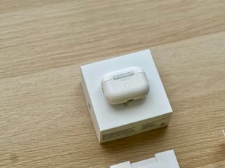 Auriculares parecidos a Apple AirPods Pro 2