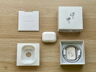 Auriculares parecidos a Apple AirPods Pro 2