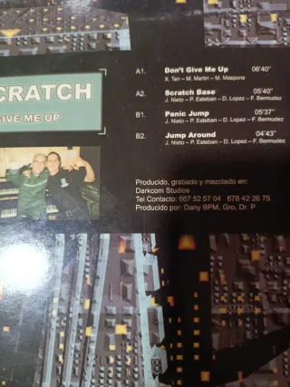 DJ Scratch - Don't Give Me Up Vinilo
