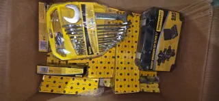 Lote 25.000 Herramientas Manuales y Accesorios