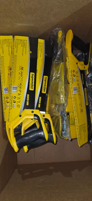 Lote 25.000 Herramientas Manuales y Accesorios