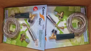 Lote 25.000 Herramientas Manuales y Accesorios