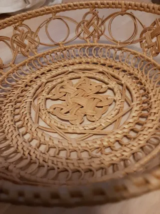 Cestino intrecciato in vimini