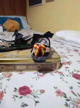 Zapatillas niña Traje Regional