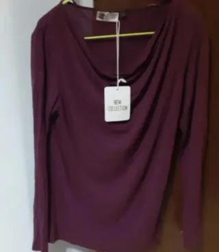 Lote Ropa: Bolso, Gorra y 2 Camisetas