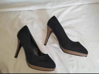 Zapatos de tacón negros talla 40