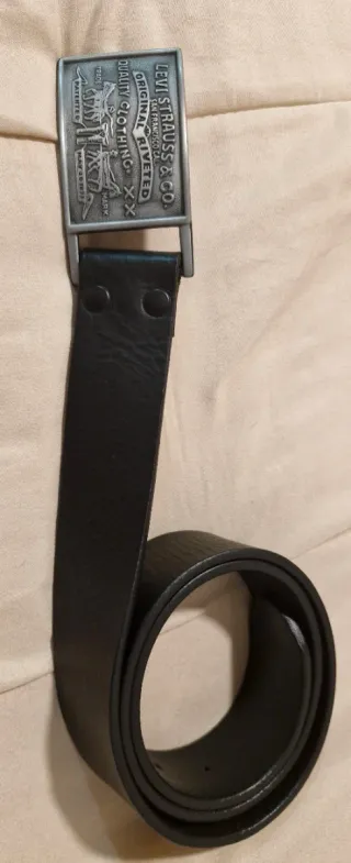 Levi's 501 Jeans Talla 30x32 + Cinturón Cuero.