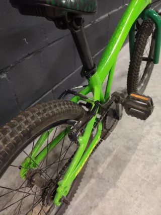 Bicicleta Monty 104 más ruedines