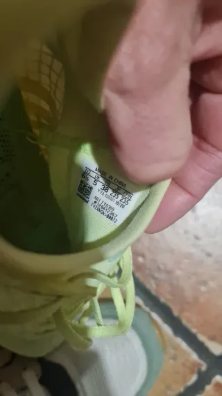 Zapatillas Adidas Atletismo Clavos Amarillas