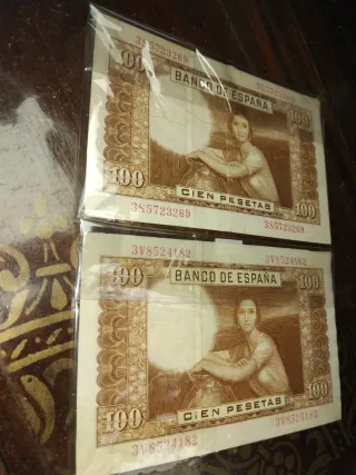 Billetes antiguos de España de pesetas.