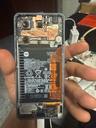 Arreglo todo tipo de telefonos.