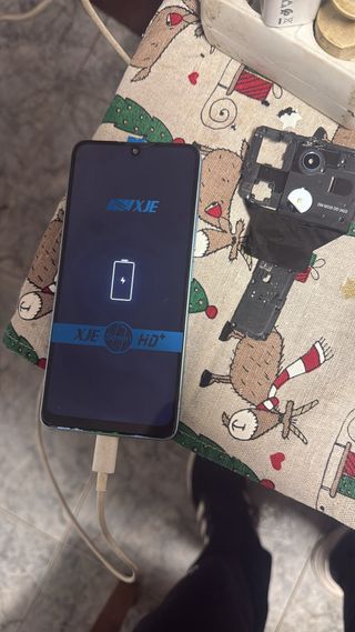 Arreglo todo tipo de telefonos.