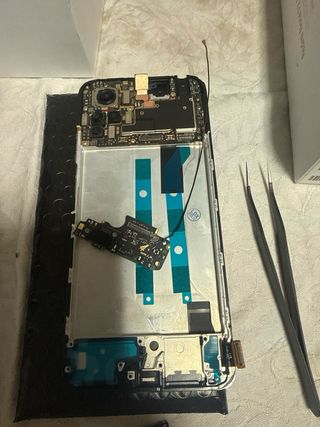 Arreglo todo tipo de telefonos.